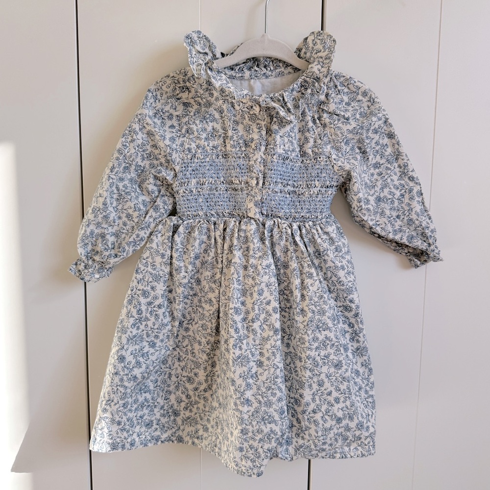 Blue & White Floral Smocked Dress 12-18M